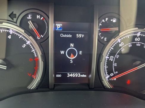 Used 2022 Toyota 4Runner TRD Off-Road Premium w/ Moonroof Package image 17