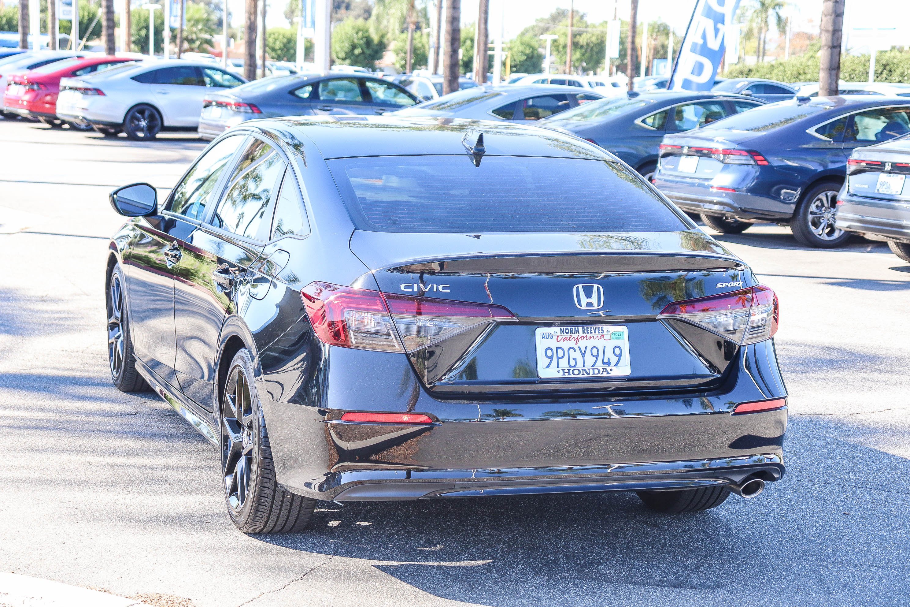 Used 2025 Honda Civic Sport image 13