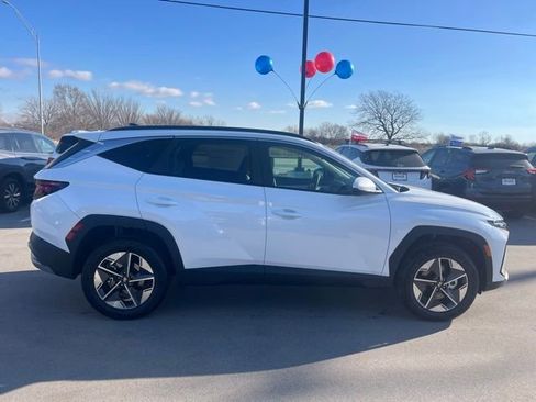 New 2025 Hyundai Tucson SEL image 5