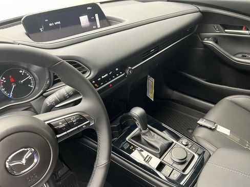 New 2025 MAZDA CX-30 AWD 2.5 S w/ Select Sport Pkg image 13