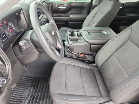 Used 2022 Chevrolet Silverado 1500 Custom AWD/4WD image 18