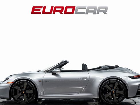 Used 2026 Porsche 911 Carrera 4 GTS AWD/4WD image 2