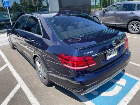 Used 2016 Mercedes-Benz E 350 4MATIC Sedan image 2