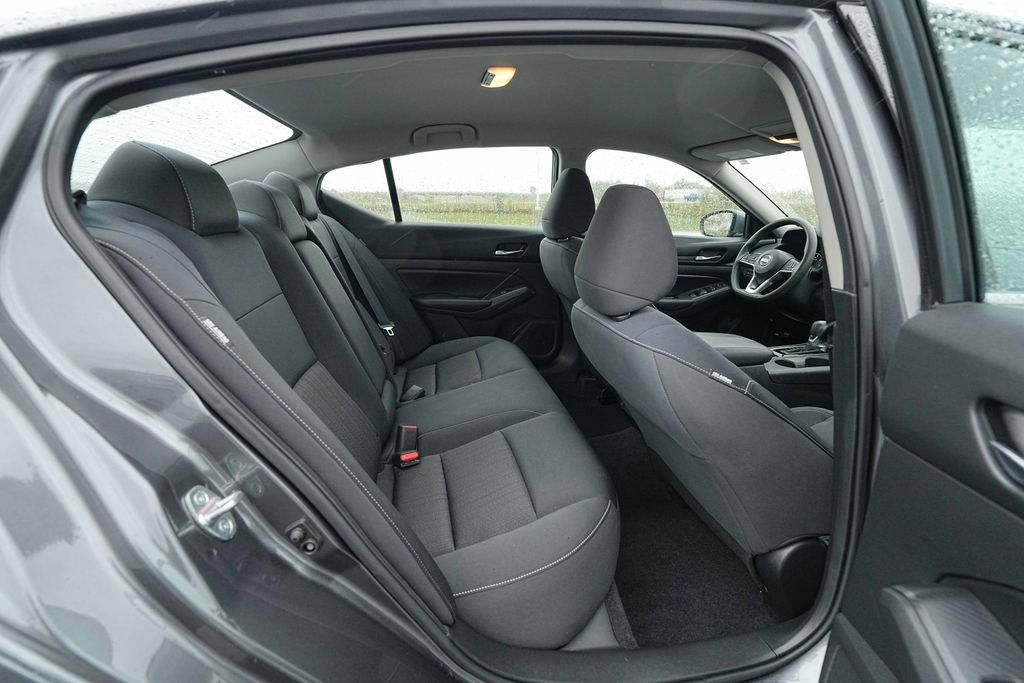 Used 2021 Nissan Altima 2.5 S FWD image 21