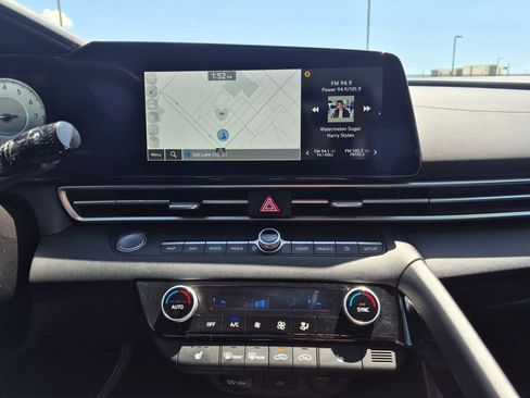 Certified 2023 Hyundai Elantra SEL w/ Convenience Package FWD image 27