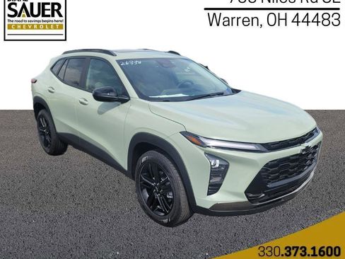 New 2026 Chevrolet Trax ACTIV w/ Sunroof Package image 1