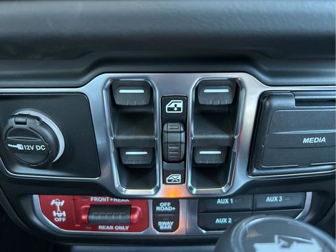 New 2026 Jeep Wrangler Unlimited Rubicon 392 w/ Quick Order Package 27X Moab AWD/4WD image 30