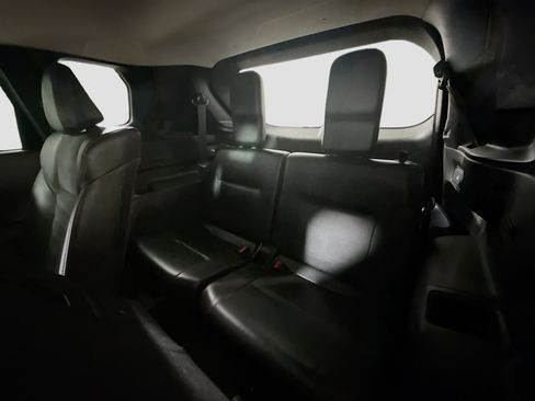 Used 2022 Mitsubishi Outlander SE image 42