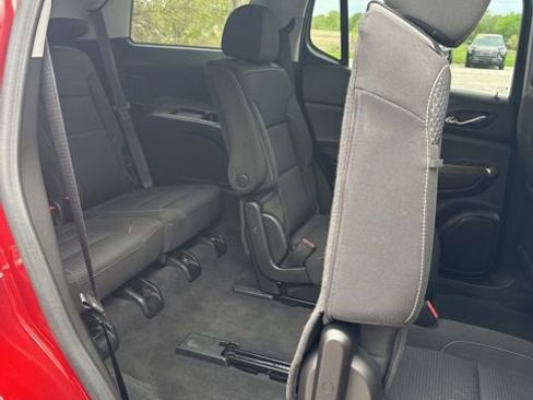 Used 2023 GMC Acadia SLE w/ Driver Convenience Package FWD image 47
