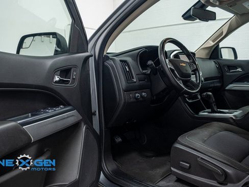 Used 2021 Chevrolet Colorado LT w/ Safety Package image 10