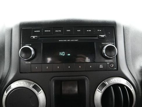 Used 2015 Jeep Wrangler Sport w/ Trailer Tow Group image 29