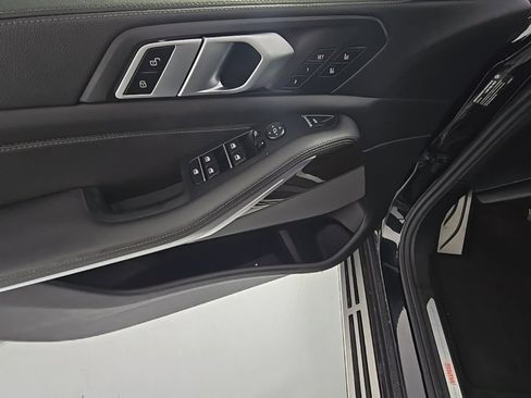 Used 2019 BMW X5 xDrive50i image 16