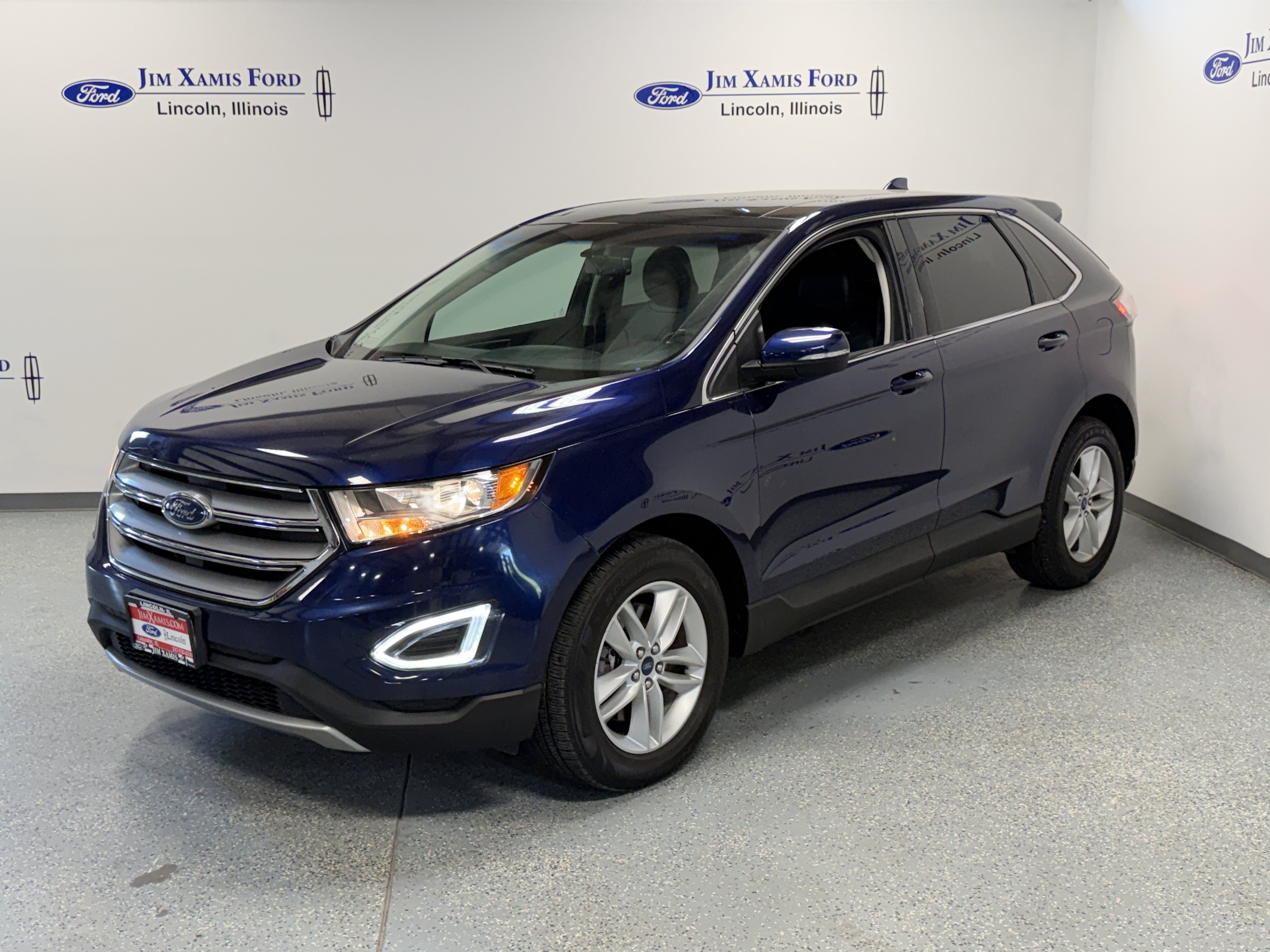 Used 2016 Ford Edge SEL w/ Equipment Group 201A AWD/4WD image 3