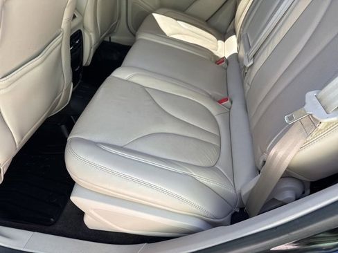 Used 2017 Lincoln MKC Reserve w/ Lincoln MKC Climate Package image 23