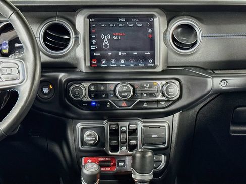 Used 2023 Jeep Wrangler Unlimited Rubicon 4xe w/ Cold Weather Group AWD/4WD image 14