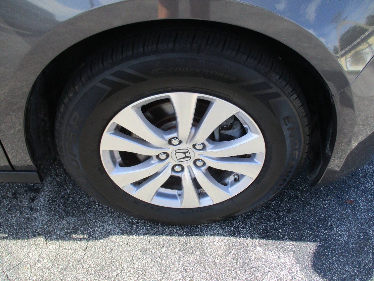 Used 2017 Honda Odyssey EX image 32