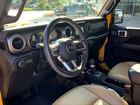 Used 2018 Jeep Wrangler Unlimited Rubicon AWD/4WD image 17
