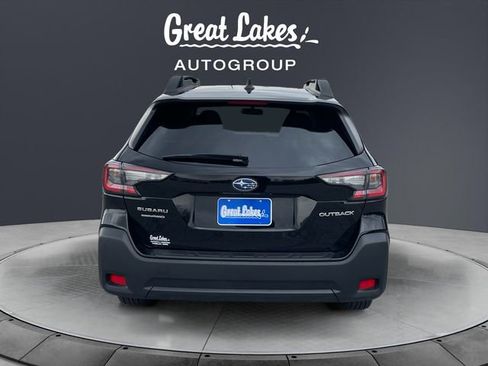 Used 2025 Subaru Outback Premium image 4