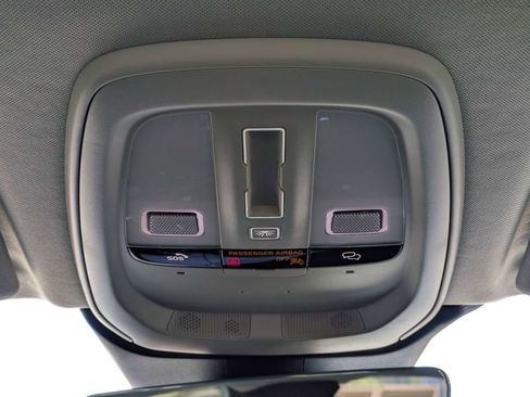 Certified 2023 Volvo XC60 B5 Ultimate w/ Protection Package Premier FWD image 23