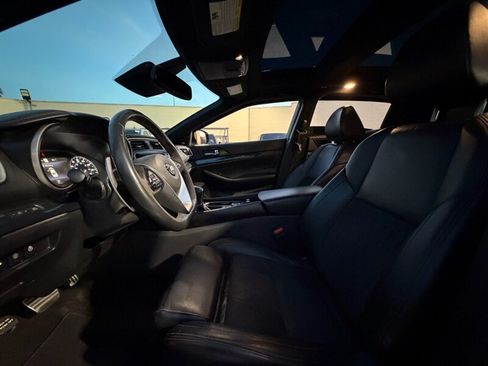 Used 2019 Nissan Maxima SR w/ Premium Package FWD image 25