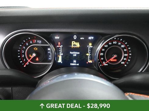 Used 2021 Jeep Gladiator Mojave AWD/4WD image 33