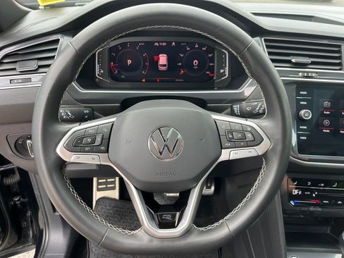 Used 2023 Volkswagen Tiguan SEL R-Line AWD/4WD image 11