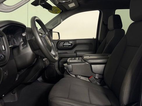 Used 2022 Chevrolet Silverado 1500 Custom Trail Boss AWD/4WD image 11