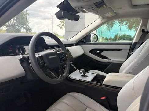 Used 2025 Land Rover Range Rover Evoque S AWD/4WD image 6