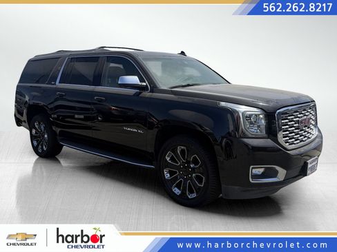Used 2019 GMC Yukon XL SLT AWD/4WD image 1