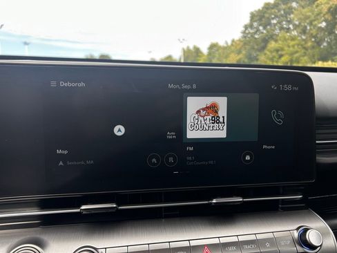 Used 2024 Hyundai Kona Limited image 15