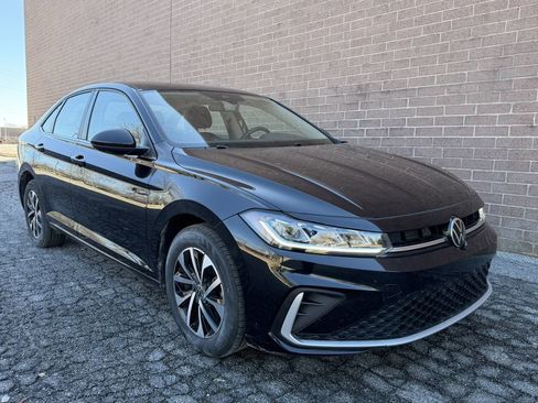 Used 2025 Volkswagen Jetta S image 7