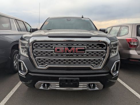 Used 2019 GMC Sierra 1500 Denali w/ Denali Ultimate Package AWD/4WD image 2