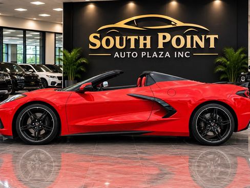 Used 2020 Chevrolet Corvette Stingray Convertible w/ 1LT RWD image 9
