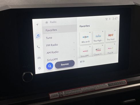 Used 2025 Toyota 4Runner SR5 image 23