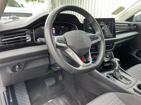 Used 2025 Volkswagen Jetta S FWD image 9