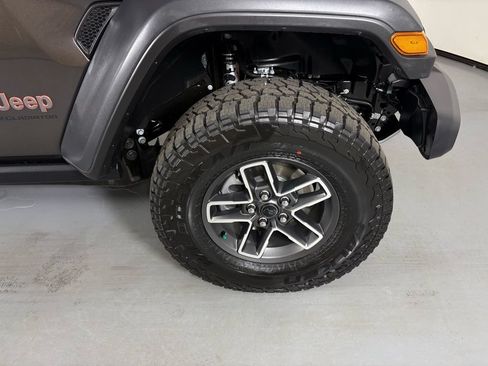 New 2026 Jeep Gladiator Mojave AWD/4WD image 11