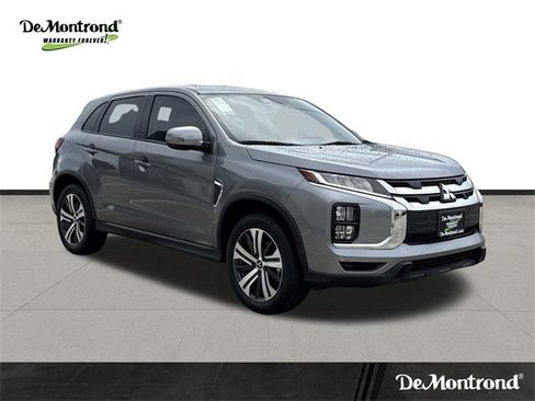 New 2025 Mitsubishi Outlander Sport SE image 3