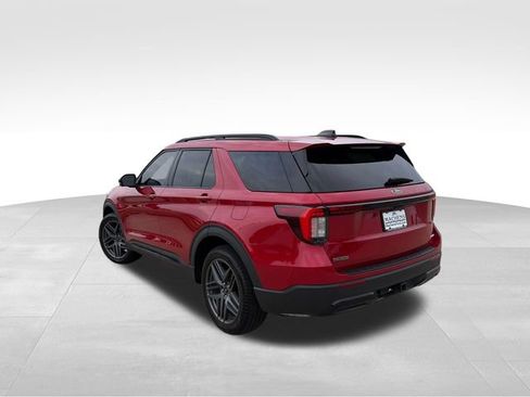 Certified 2025 Ford Explorer ST-Line w/ Premium Package AWD/4WD image 4