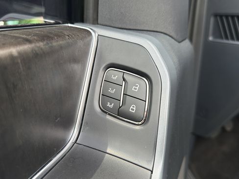 Used 2022 Ford F150 Lariat AWD/4WD image 25