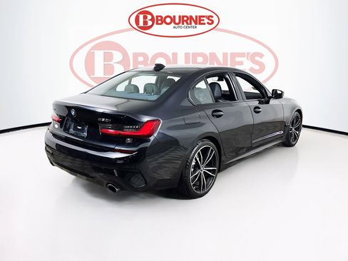 Used 2019 BMW 330i xDrive Sedan w/ M Sport Package image 11