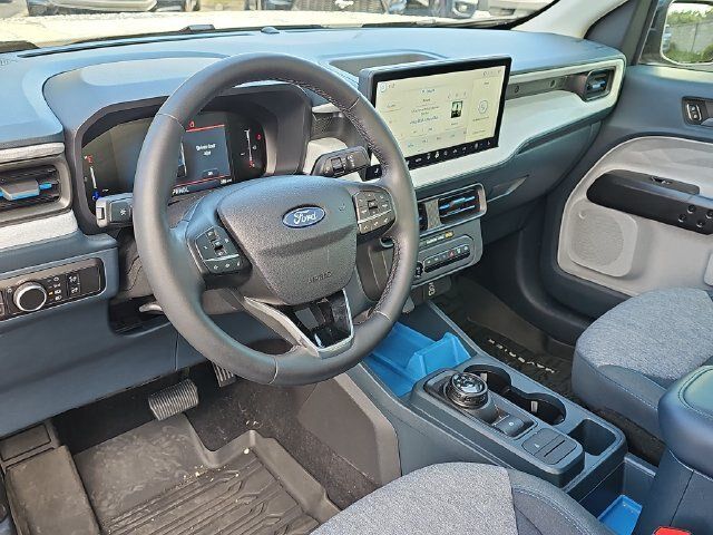 Certified 2025 Ford Maverick XLT w/ XLT Luxury Package FWD image 15