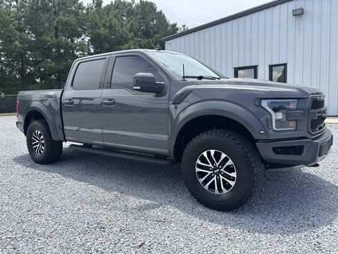 Used 2020 Ford F150 Raptor w/ Equipment Group 802A Luxury AWD/4WD image 3