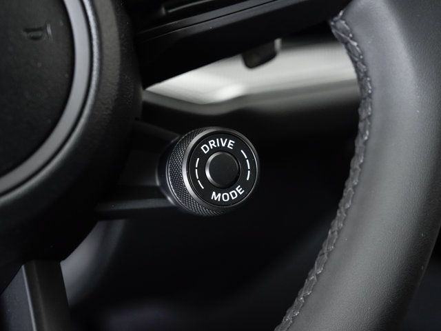 Certified 2026 Porsche Cayenne Coupe AWD/4WD image 14