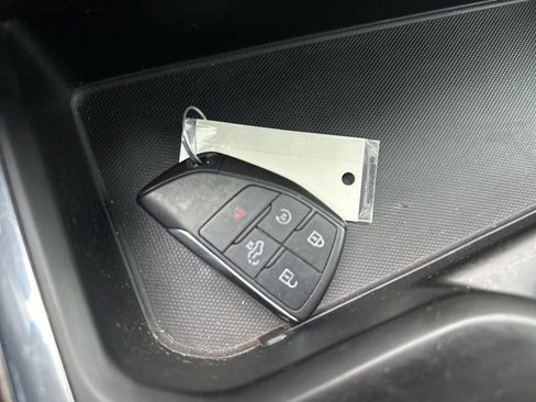 Used 2022 Chevrolet Silverado 1500 RST image 23