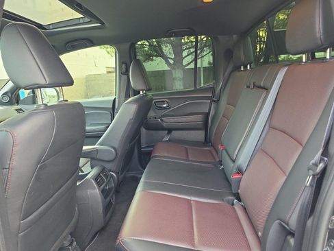 Used 2021 Honda Ridgeline Black Edition image 23