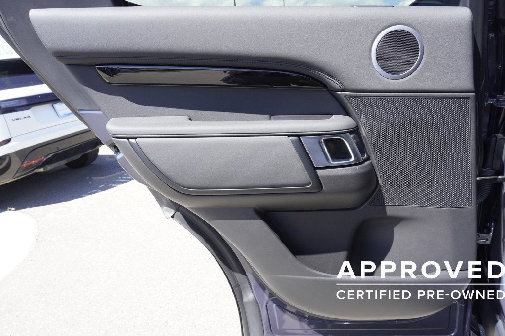 Used 2025 Land Rover Discovery S AWD/4WD image 28