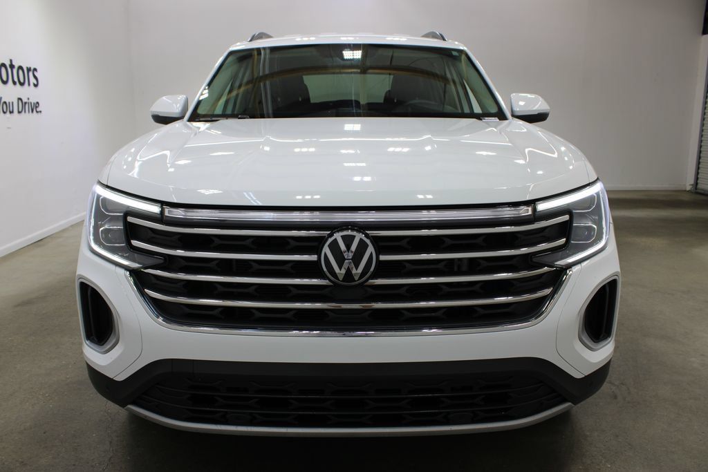 Used 2025 Volkswagen Atlas SE AWD/4WD image 7