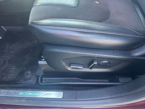 Used 2018 Ford Edge Sport w/ Equipment Group 401A AWD/4WD image 21