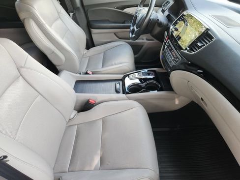 Used 2019 Honda Pilot Elite image 15