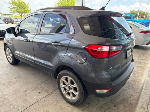 Used 2021 Ford EcoSport SE FWD image 5